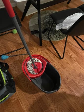 MOVING SALE! O-Cedar Mop and bucket system 2