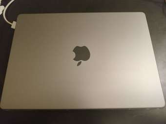 MacBook Pro 14-inch 2021 1