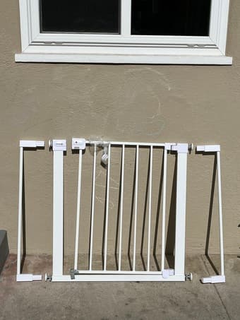 Baby gate 1
