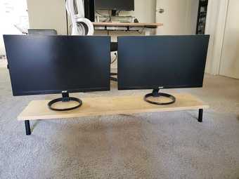Dual Monitor stand 1