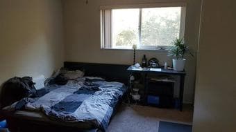 Menlo Park 1 bedroom avail with 2 housemates 1