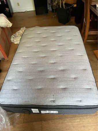 Full bed frame and beautyrest mattress, like new 2