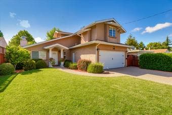 1 bedroom in large, modern 5-bedroom home 1