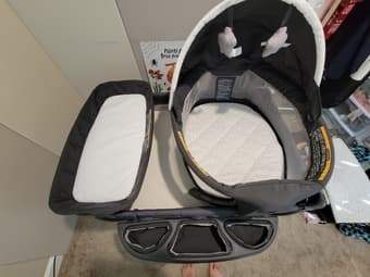 Graco Pack n Play dome + organic mattress 3