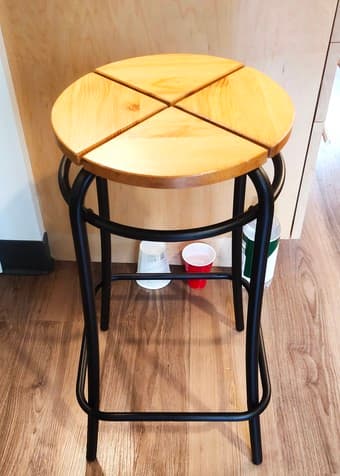 round bar stool 1