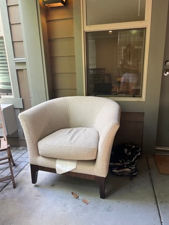Coffee table and chair 2