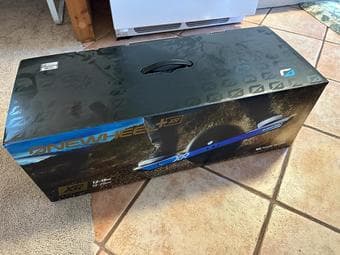 Selling Onewheel XR+ with accessories < 10miles 1