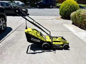 Ryobi 13” 11Amp Electric Lawnmower 2