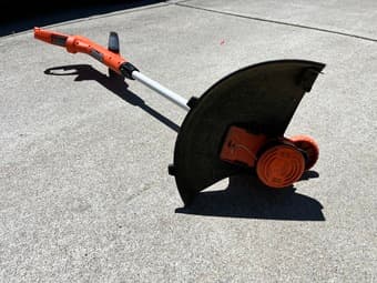 Electric Trimmer / Lawn Edger (Black+Decker G900) 3