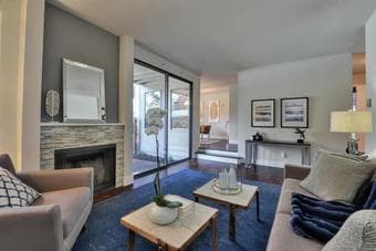Gorgeous house available for rent downtown Mountain View 2