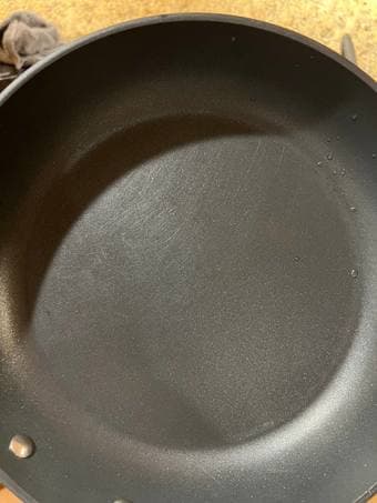 2 set non-stick pans - 8.5 and 10 inch 1