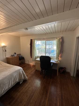 A furnished room for renting from Sep. 24th 1