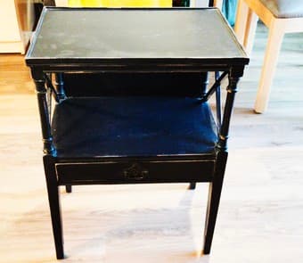 table with a drawer 1