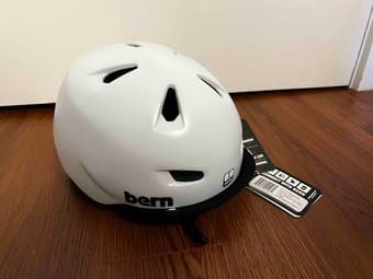 Selling BRAND NEW bike helmet, fan, solar-powered light, and hat 2
