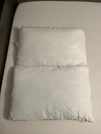 Bundled Queen Size PREMIUM mattress, bed frame and pillow set 2