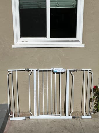 Baby gate 1
