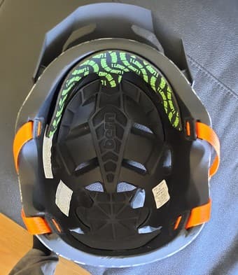 Bern Bike Helmet Matte Gray Camo W/ Visor  XXL 2