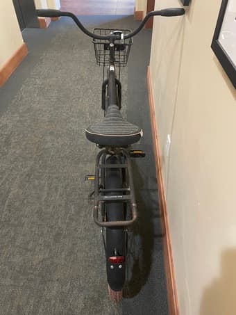 Comfortable Cruiser Bicycle 2
