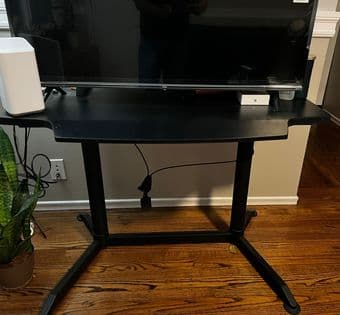 Ergonomic Height Adjustable Gaming Desk 1