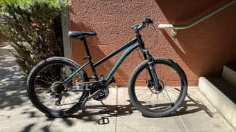 2023 Schwinn Sidewinder Mountain Bike 1