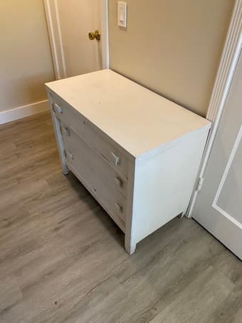 Chest of Drawers (white) 2