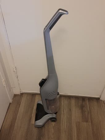 Hoover Linx BH50010 Gray Cordless Stick Vacuum Cleaner + Charger 2
