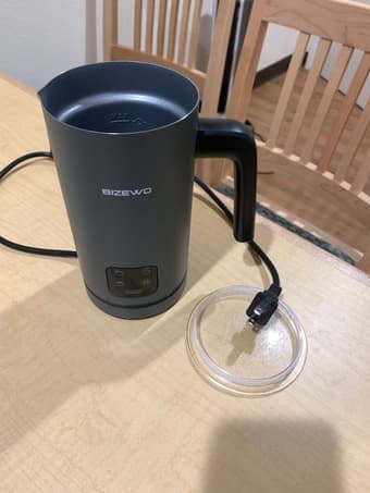 Milk Frother 1