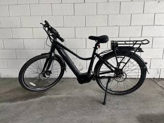 Priority Current E-Bike, Medium, With Battery Extender 1