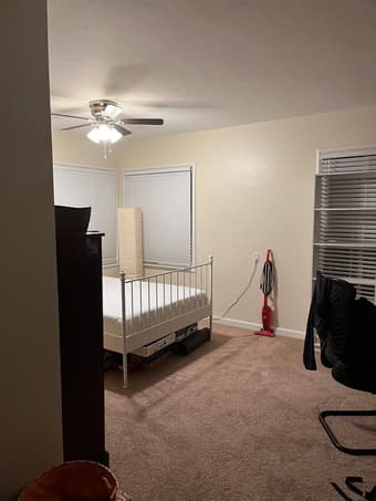 A funished room in Menlo Park, biking distance to Stanford is 8mins 1
