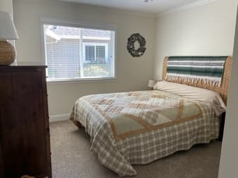 Furnished Master bedroom/private bath in  Menlo Park house 2