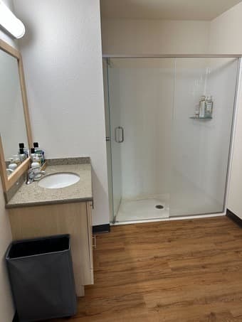 On-Campus EVGR Sublet Dec 7,2023 - Jan 9,2024, Stanford Affiliate Only 3