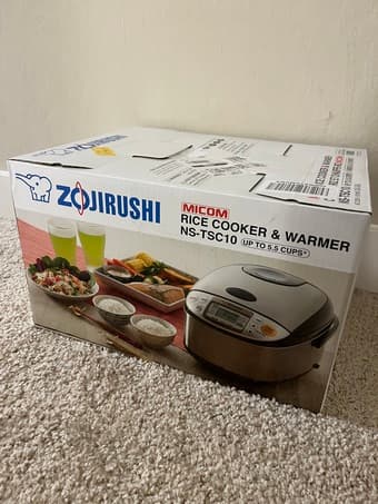Zojirushi Rice cooker 1