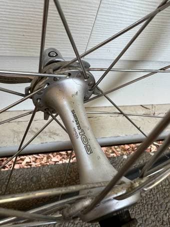 Road Bike Front Wheel, Shimano 105, 700C 3