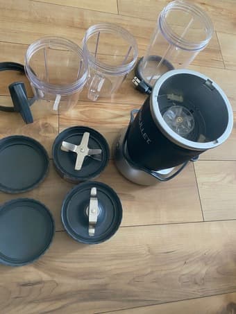 Urgent moving Nutribullet (blender) 2