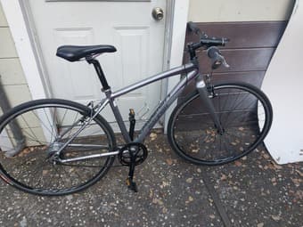 Raleigh City bike, light, with Hexlox lock 1