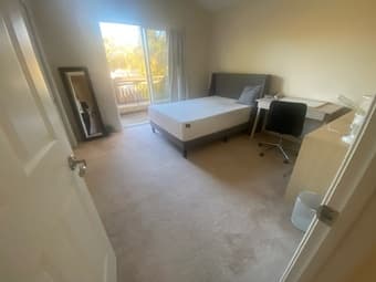 $1300/mo Bedroom in a Charming, Safe MV Neighborhood - Female Only! 1