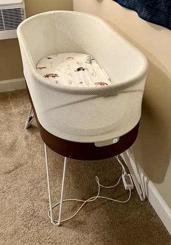 FS: Snoo Bassinet 2