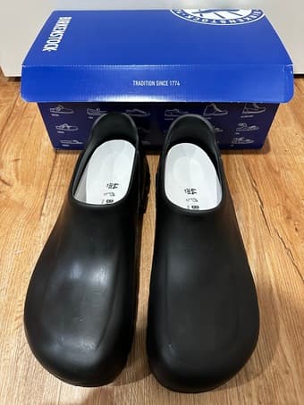 Brand new, unworn Birkenstock A630 size US M11/ UK 9.5 1