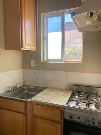 $1280 small studio for rent in Menlo Park now 3
