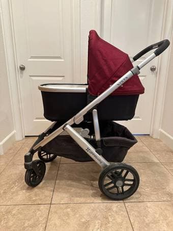 UPPAbaby Vista stroller (v1 model) - toddler + bassinet attachments 1