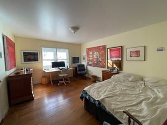 Sunny, fully-furnished rooms available in a Menlo Park home 1