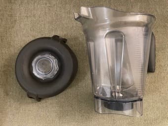 Vitamix E310 Blender, great condition, fixed price 3