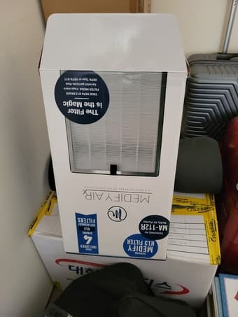[Moving Sale] Air purifier with new HEPA filter 2