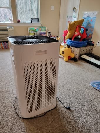 [Moving Sale] Air purifier with new HEPA filter 3