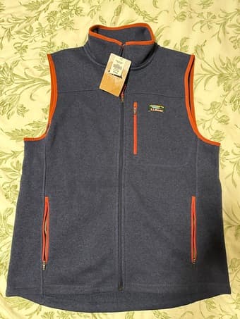 LL Bean vest size M - new with tags 1
