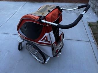 Thule Chariot Bike Trailer and Stroller 2