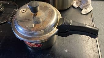stainless steel pressure cooker 3ltr 1