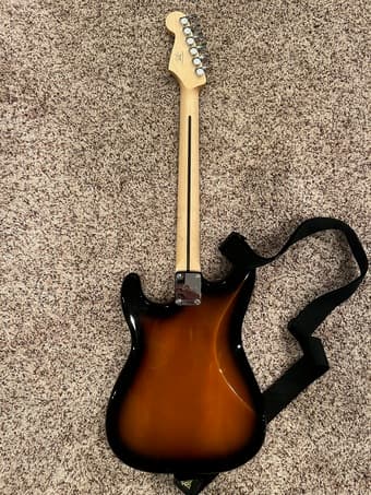 Fender Stratocaster Squire Electric Guitar 2