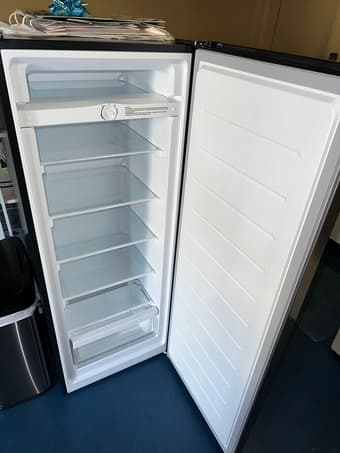 Vissani garage ready fridge/freezer 2