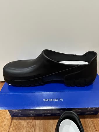 Unworn Birkenstock A630 Clogs in Black, Size US Men's 11 / 44 2